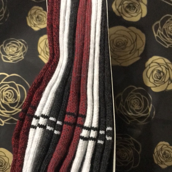 UA Essential Lite 6pr no show lightweight NEW NWT - Picture 2 of 7